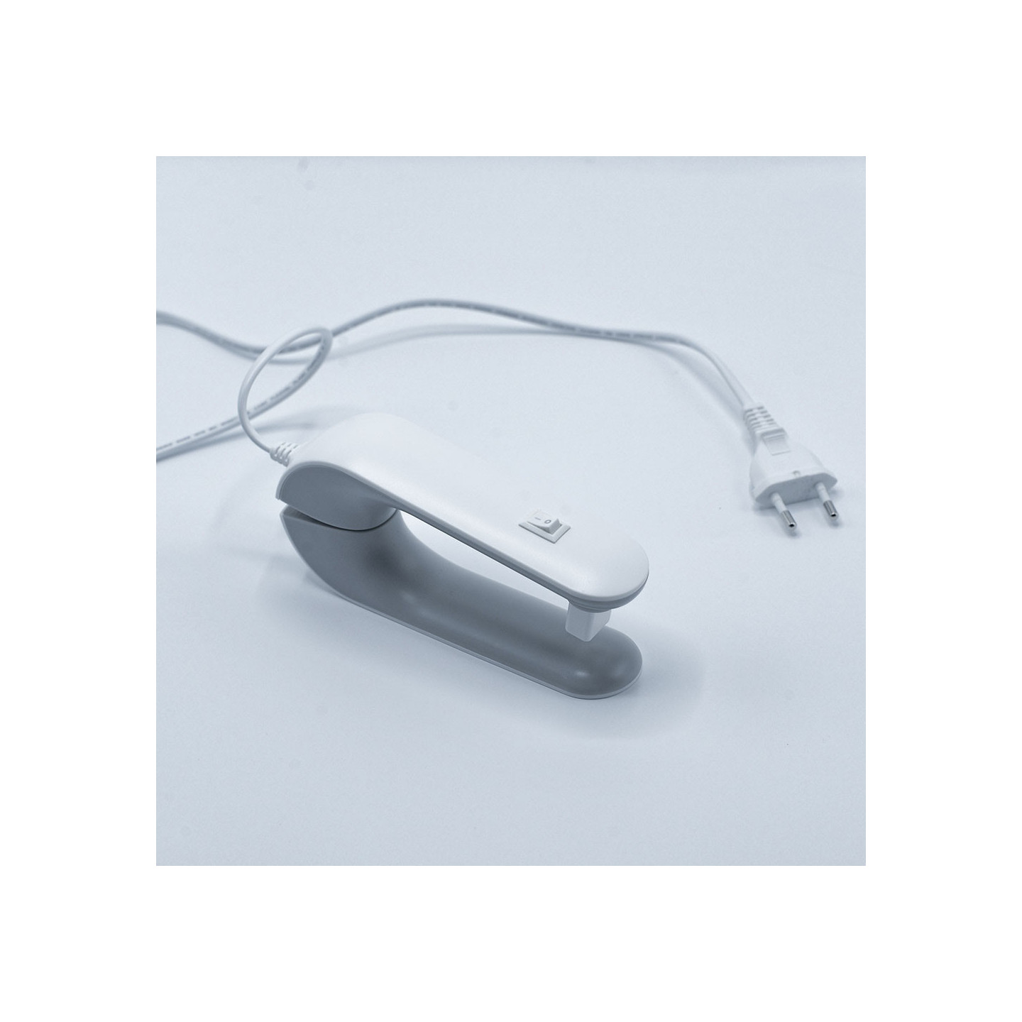 Chargeur sécurisé pour bouillotte électrique ChillBoo compatible avec la ceinture BodyBoo